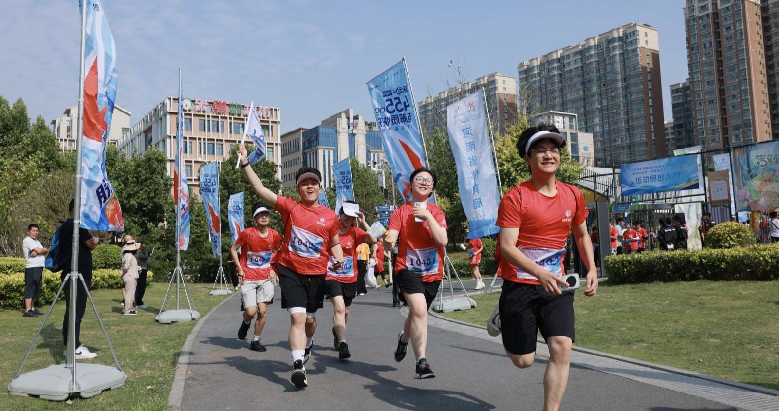 这场定向系列赛开启2024年河南省全民健身大赛序幕(图5) 这场定向系列赛开启2024年河南省全民健身大赛序幕(图5)