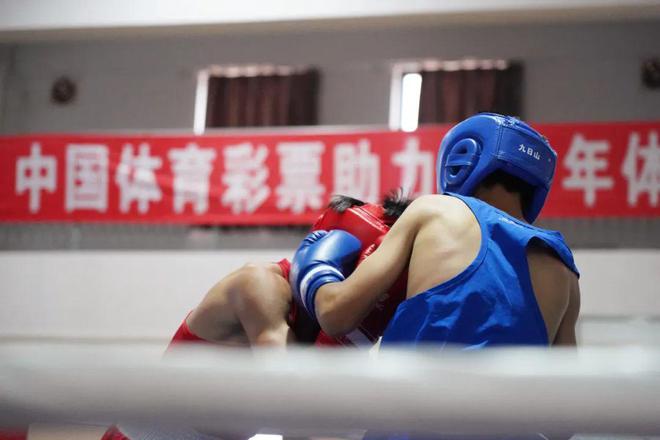 “拳”力以赴！嘉定拳击健儿喜获4金！(图1)