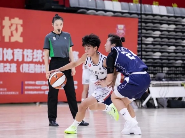 长沙雅礼中学女篮获2024年全国体育传统学校联赛高中女子组冠军(图1)
