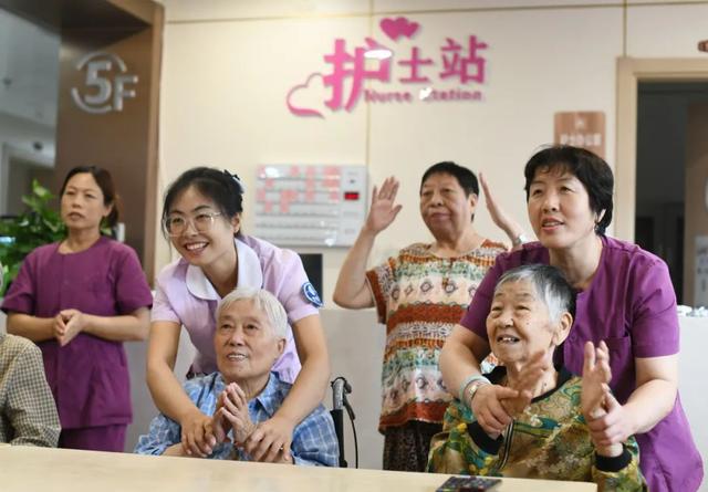 健康中国看山西：太原市杏花岭区中心医院2024十个关键词带你回顾“杏医人”的风雨兼程(图5)
