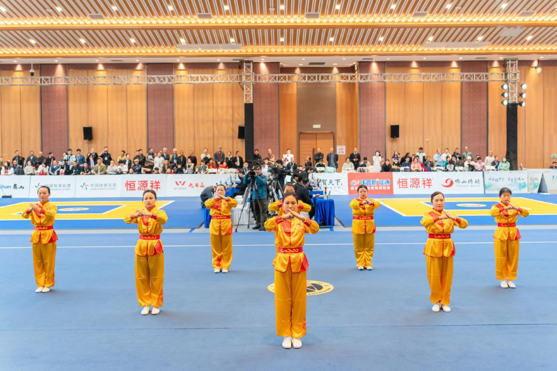 71个项目冠军出炉！2024年国际咏春拳大赛首日活力“拳”开(图1)