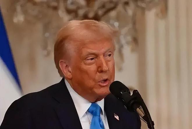 快讯!印度暴发水传播疾病泽连斯基想结束热战特朗普又签新令(图12) 快讯!印度暴发水传播疾病泽连斯基想结束热战特朗普又签新令(图12)