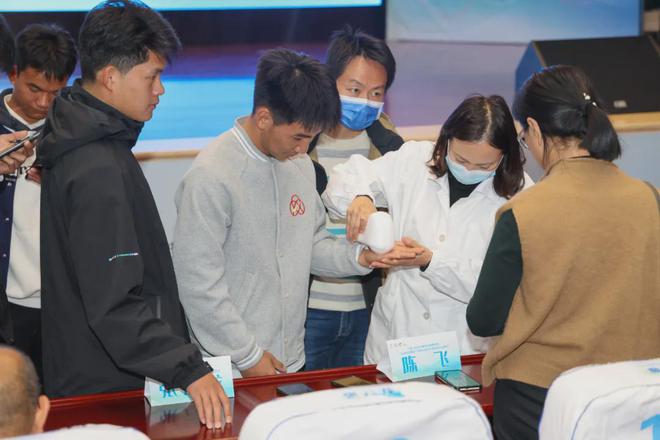 云南：奋进新征程 运动促健康 首期科普大讲堂开讲(图4)