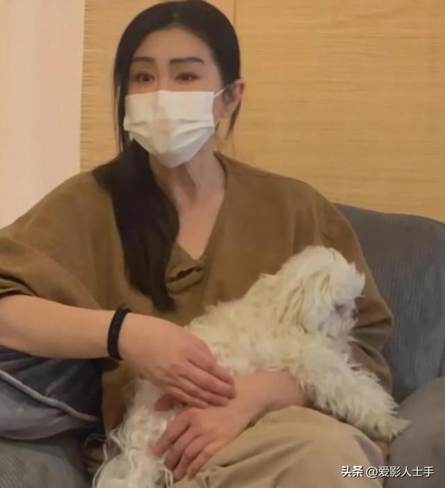 至今“无儿无女”的12位中老年女星未婚独居海外被丈夫抛弃(图46)